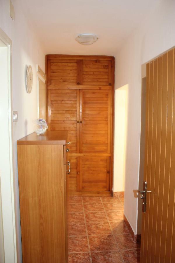 Apartman Tafra Omiš Exterior foto